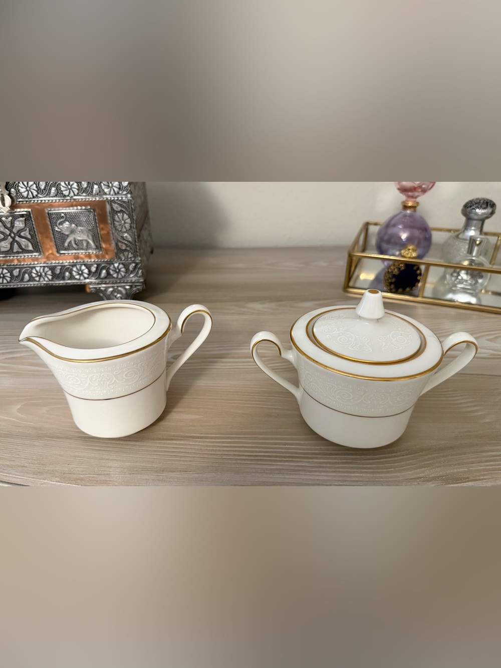 Noritake “Tulane” Ivory and Gold Porcelain Sugar and Creamer Set
